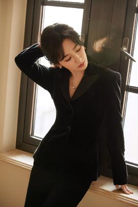 離婚后，霸總天天想娶我(全集)